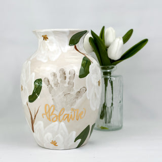 Magnolia Petite Vase