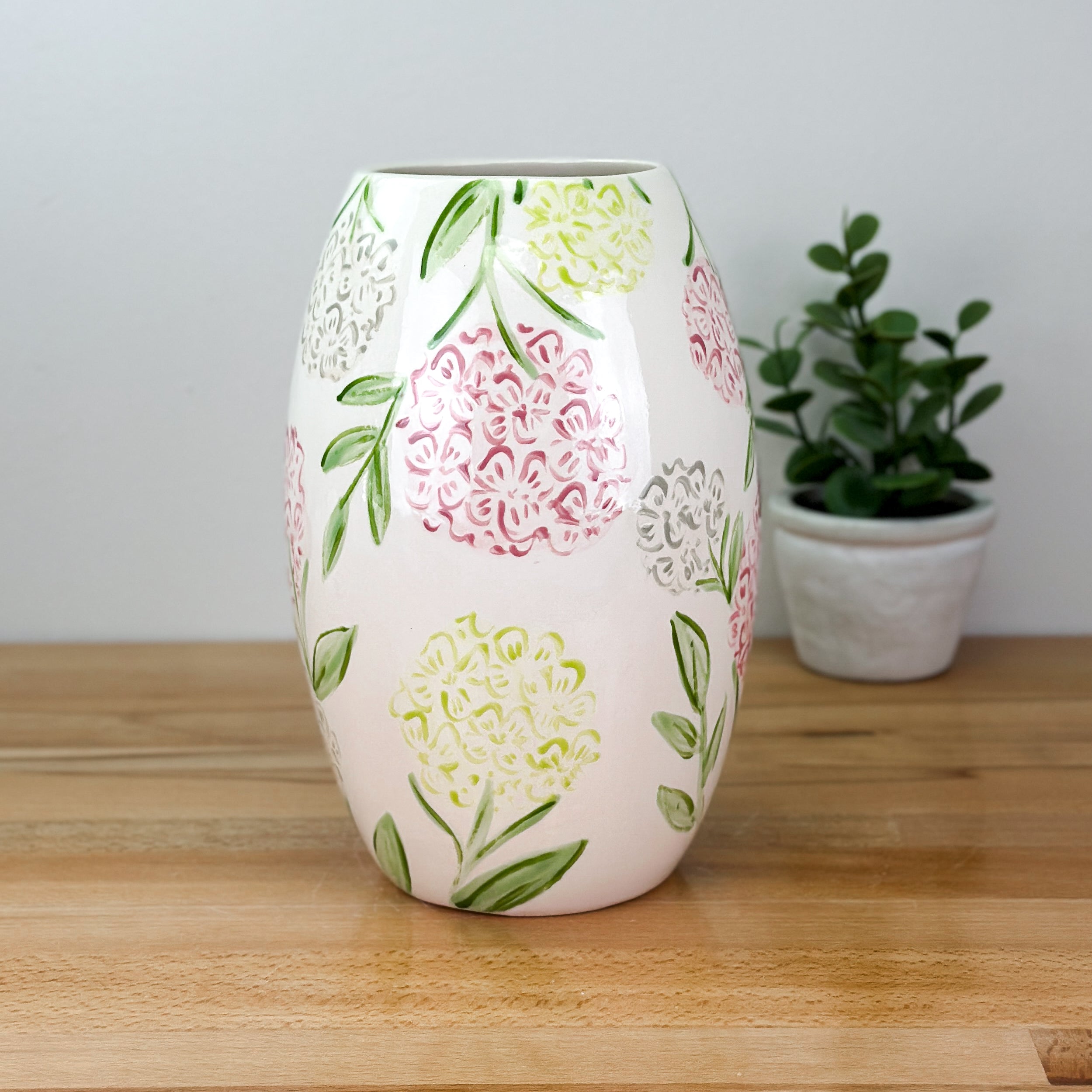 Sadie's Hydrangea Vase – Prints & Clay