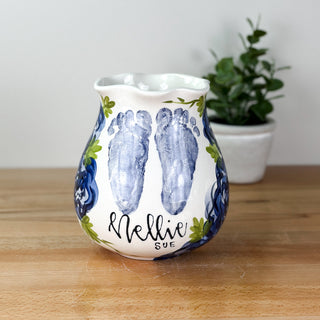 Elegant Flowers Petite Vase