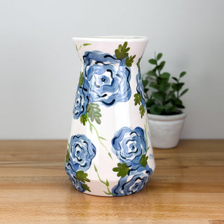 Elegant Flowers Vase
