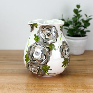 Elegant Flowers Petite Vase
