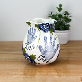 Elegant Flowers Petite Vase