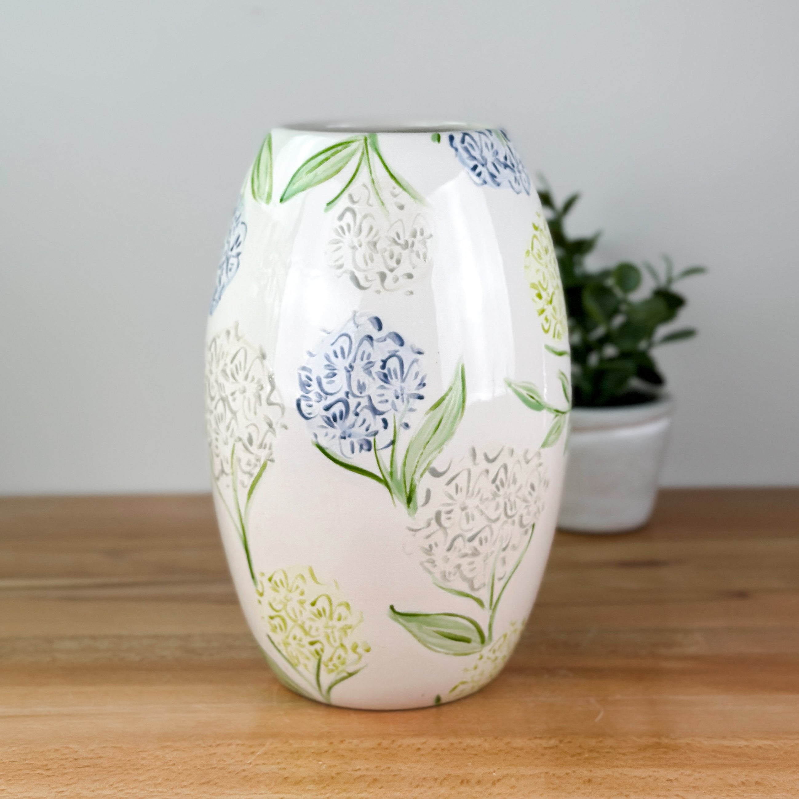 Sadie's Hydrangea Vase – Prints & Clay