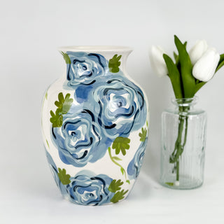 Elegant Flowers Petite Vase