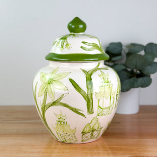 Classic Chinoiserie Meghan Ginger Jar