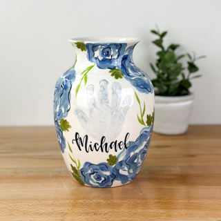 Elegant Flowers Petite Vase